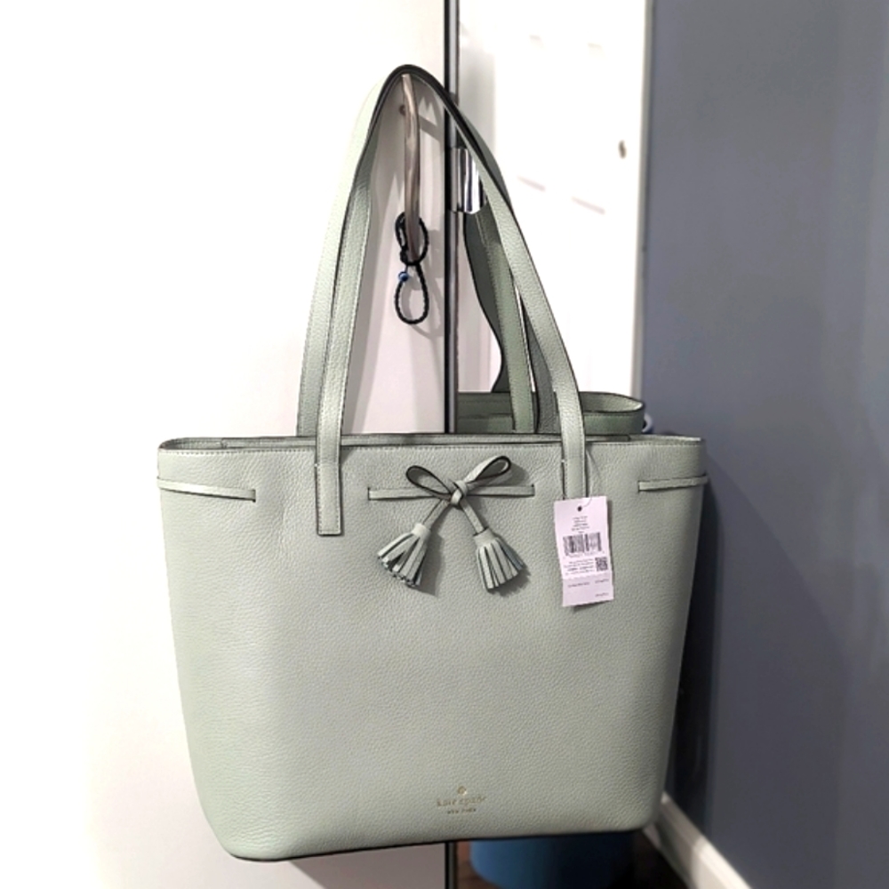 NWT Kate Spade Hayes zip tote bag